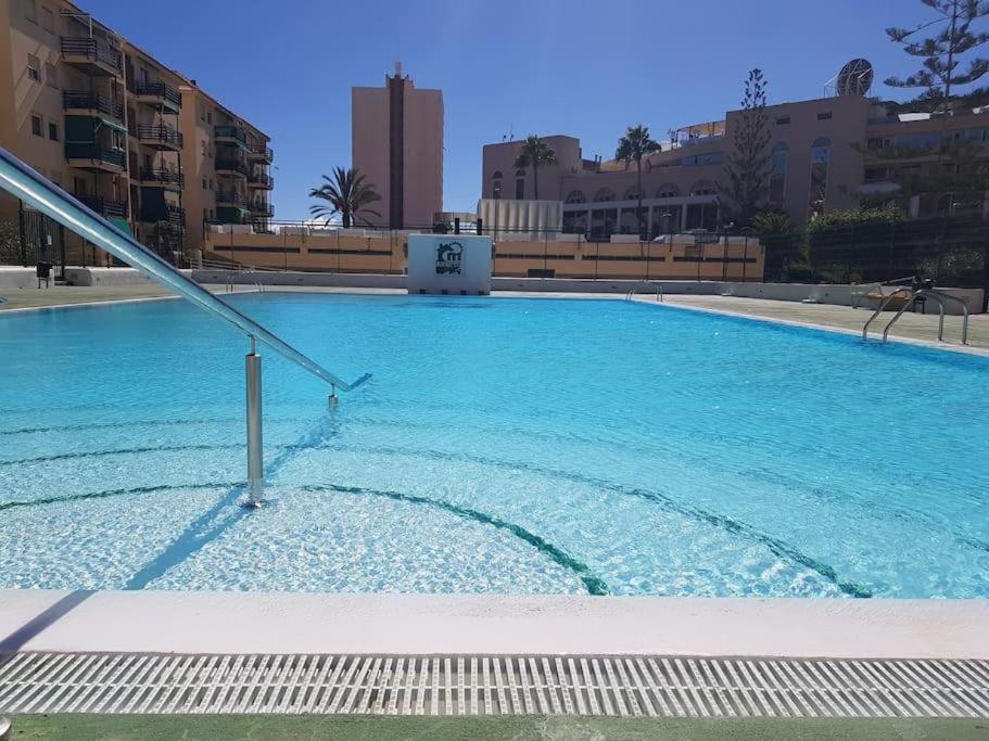 Sun Apartment - 3 Bedrooms, Priv Parking, Pool, Ac, Tv Channels, Fibre Net Los Cristianos  Esterno foto